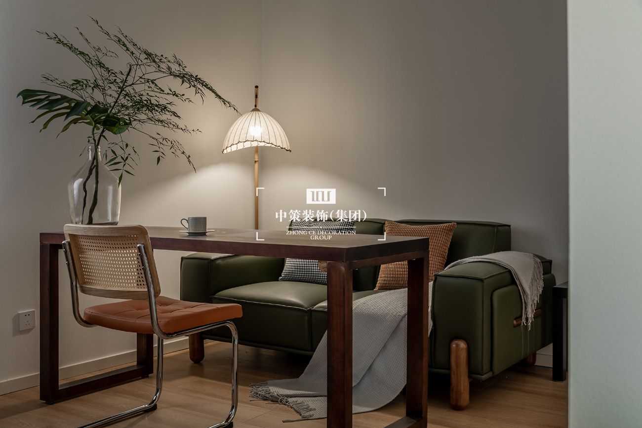 1736408856710129.jpg 刘宇鹏-白云巷-11.jpg