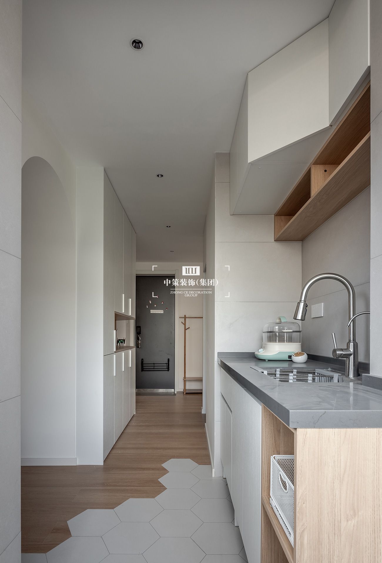 1736408896837872.jpg 刘宇鹏-白云巷-25.jpg